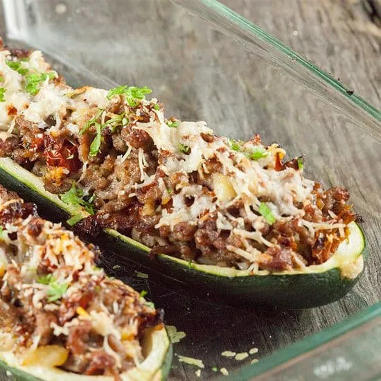 Recept: Courgettebootjes gevuld met gehakt