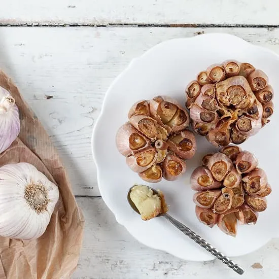 Recept: Geroosterde knoflookbollen