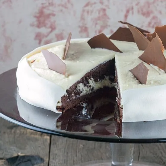 Chocoladetaart met marsepein mousse