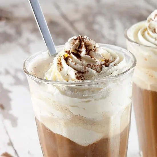 Recept: Ijskoffie met vanille ijs