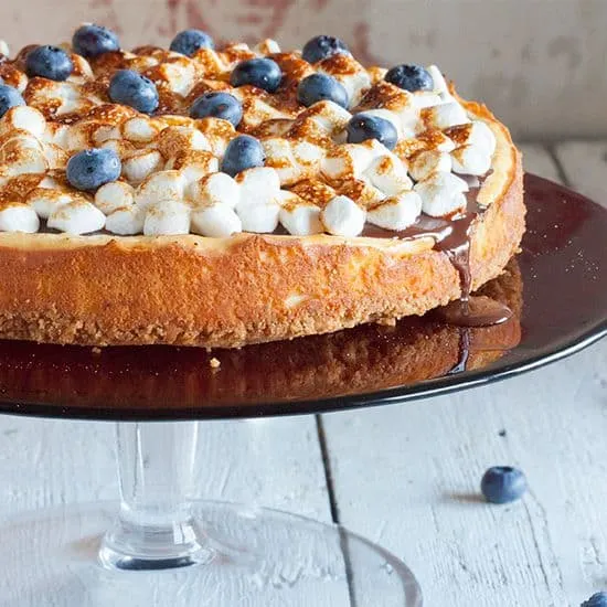 Recept: Cheesecake met chocolade en marshmallows