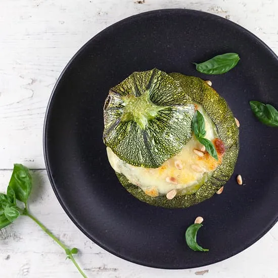 Gevulde courgette met ricotta en spekjes
