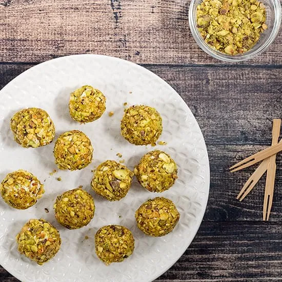 Recept: Geitenkaasballetjes met pistache