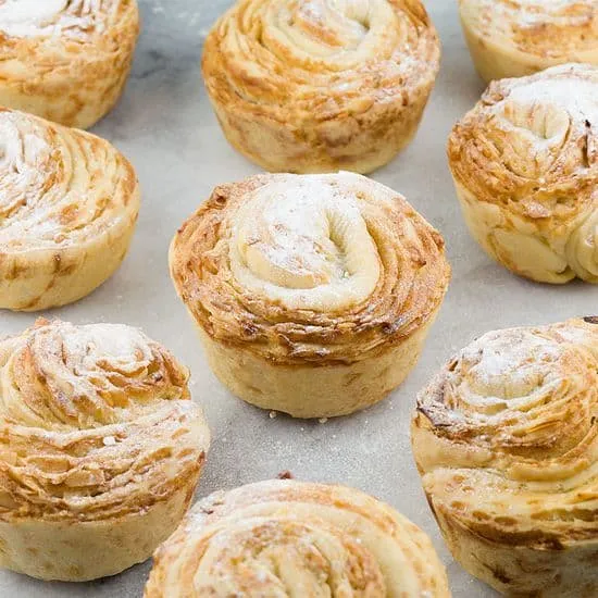 Recept: Amandel cruffins
