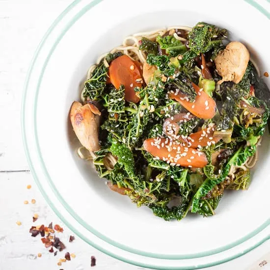 Recept: Gewokte savooiekool met kip