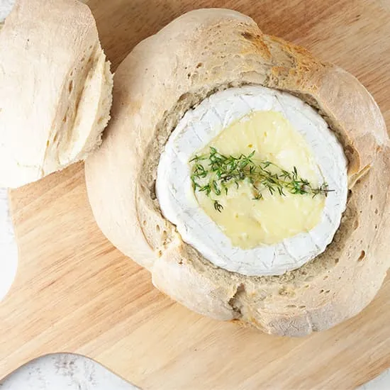 Recept: Brood met camembert uit de oven