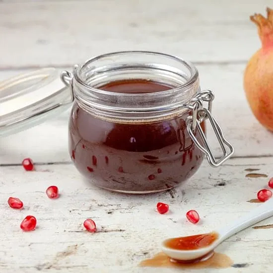 Recept: Granaatappelmelasse