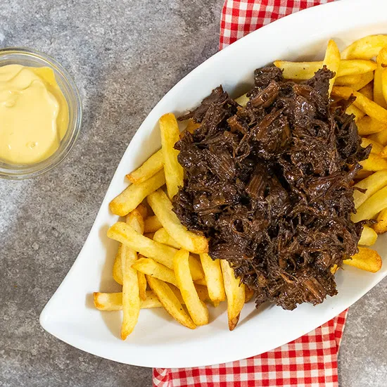 Patatje stoofvlees (friet stoofvlees)