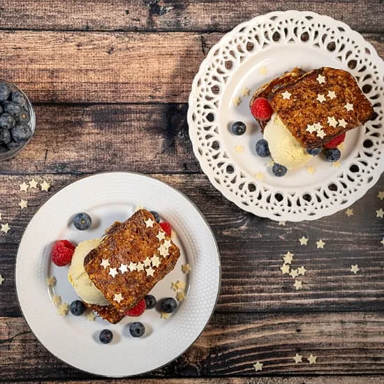 Wentelteefjes van ontbijtkoek