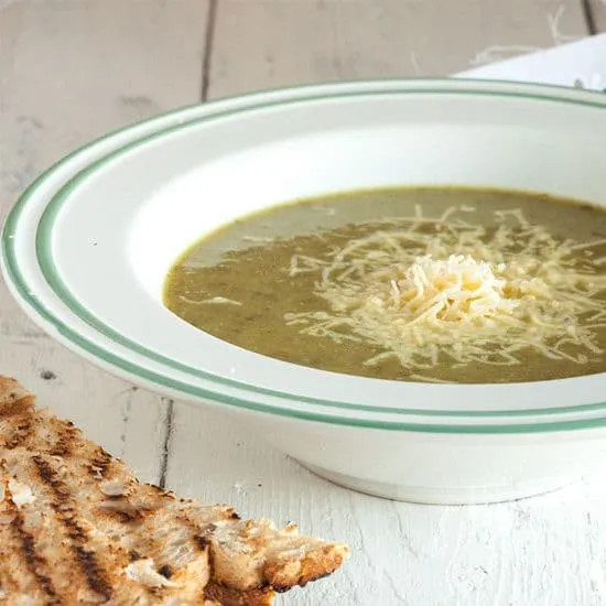 Recept: Andijvie-aardappelsoep