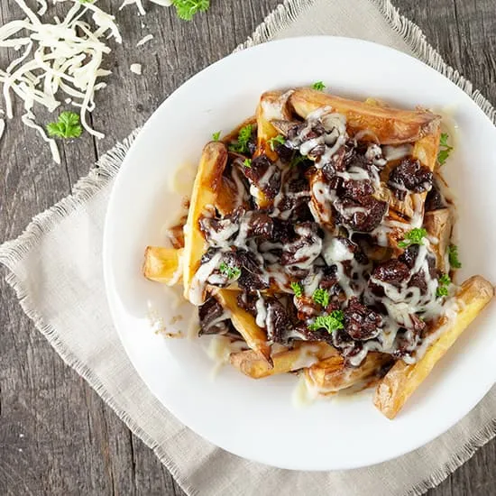Recept: Poutine met stoofvlees