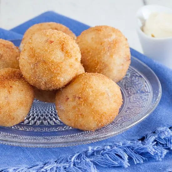 Recept: Bitterballen met geitenkaas en ham
