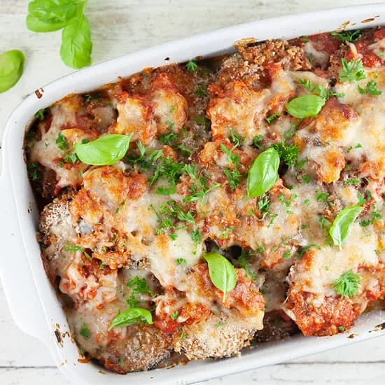 Parmigiana van gefrituurde aubergines