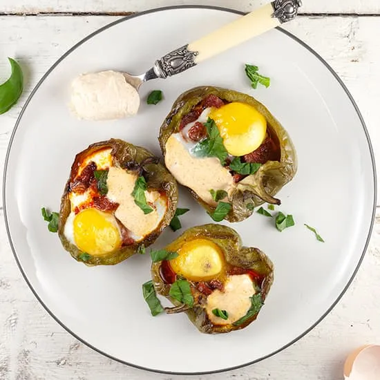 Recept: Gevulde paprika's met chorizo en ei