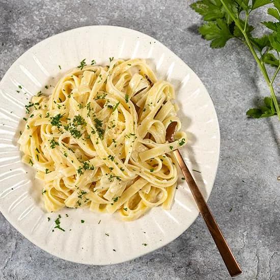 Recept: Pasta met knoflookroomsaus
