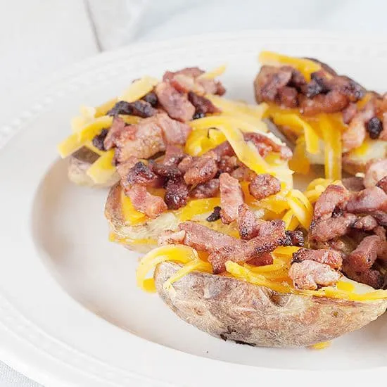 Recept: Potato skins met cheddar van de barbecue