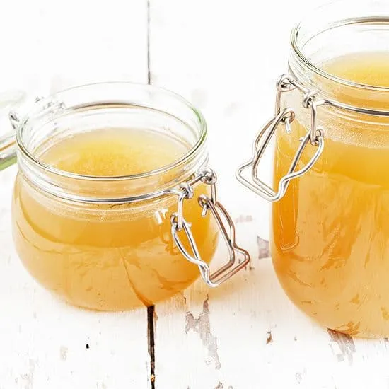 Recept: Zelf kippenbouillon maken