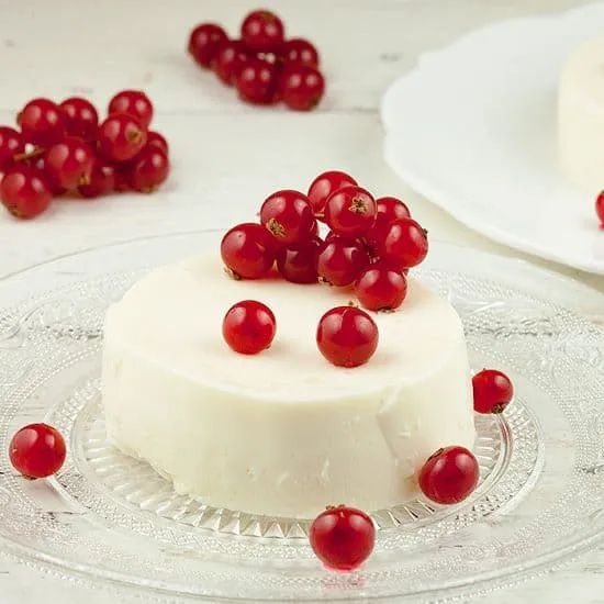 Karnemelk panna cotta