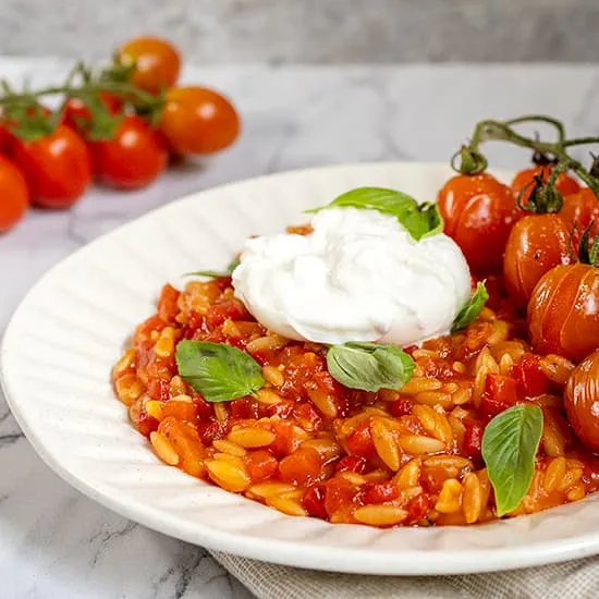 Recept: Paprika orzo met burrata
