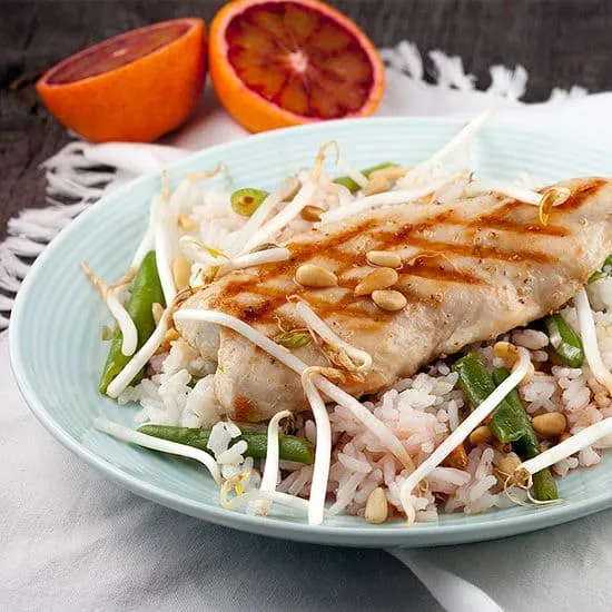 Recept: Gegrilde kalkoenfilet met bloedsinaasappel dressing