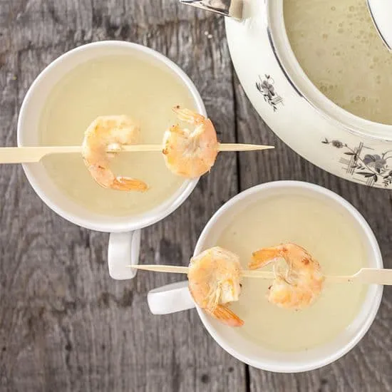 Recept: Aardpeersoep met scampi's