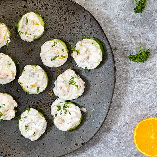 Recept: Komkommerhapjes met garnalen