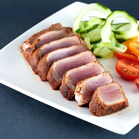 Recept: Gebakken tonijn met kruidenkorst