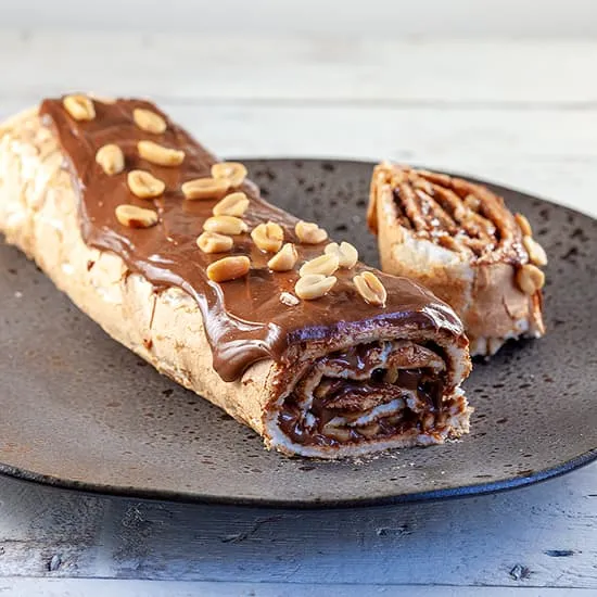Recept: Meringuerol met pinda's en chocolade