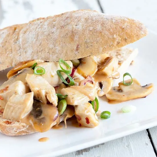 Recept: Broodje met kip en champignons