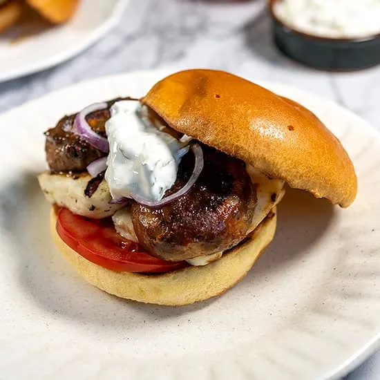 Recept: Halloumi burger met champignons