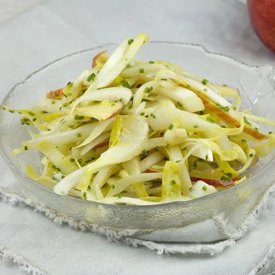 Recept: Makkelijke witlofsalade met appel