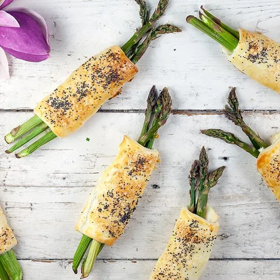 Recept: Groene asperges in bladerdeeg