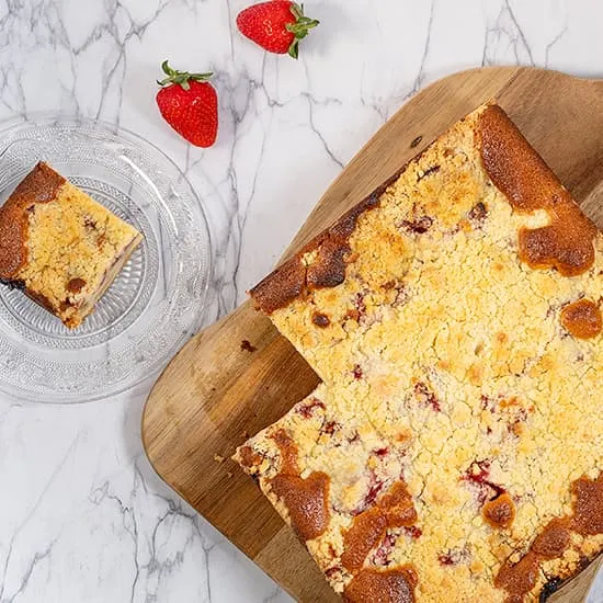 Recept: Rabarber-aardbei crumble cake