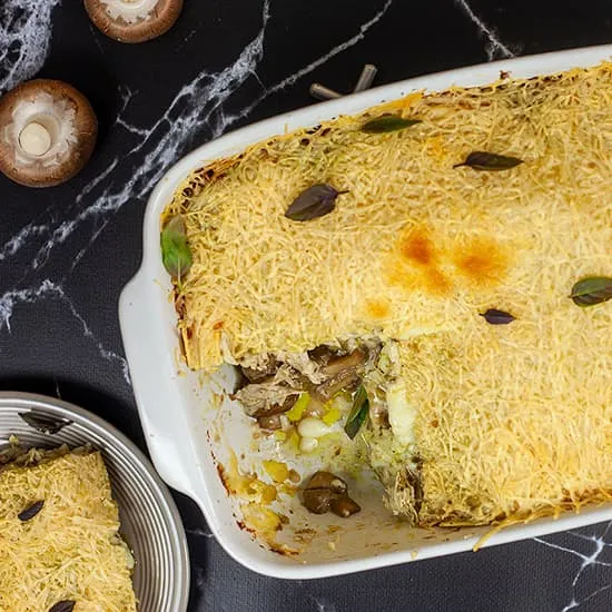 Recept: Champignon lasagne met kip pesto