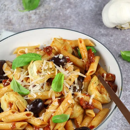 Recept: Pasta met artisjok en olijven