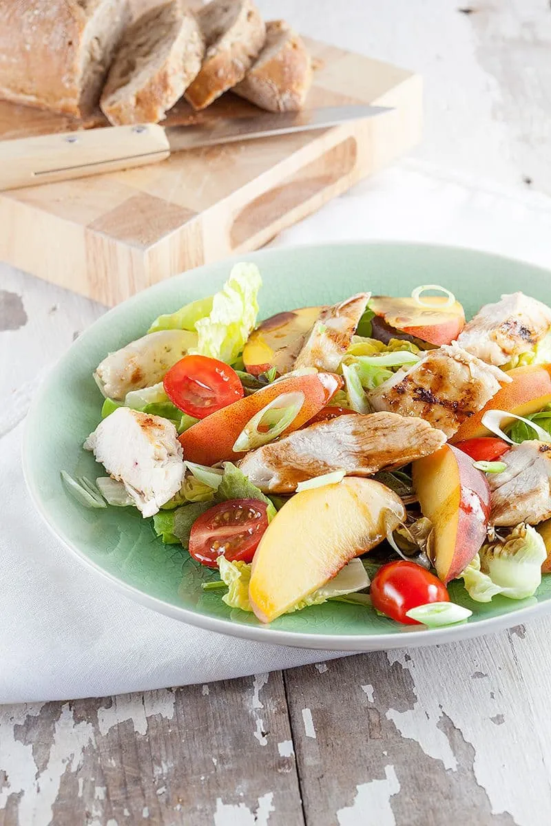 Kip-perziksalade