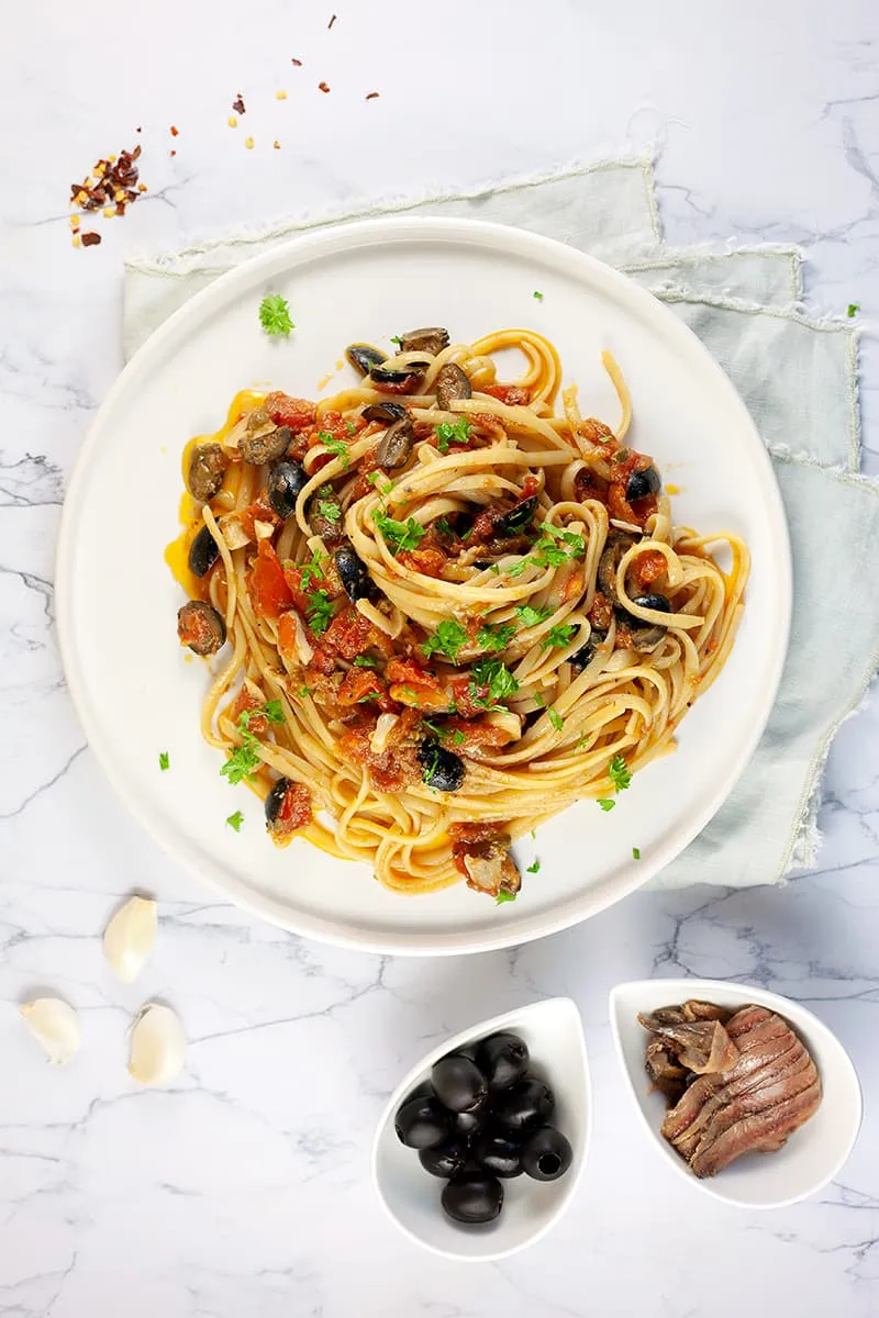 Pasta puttanesca