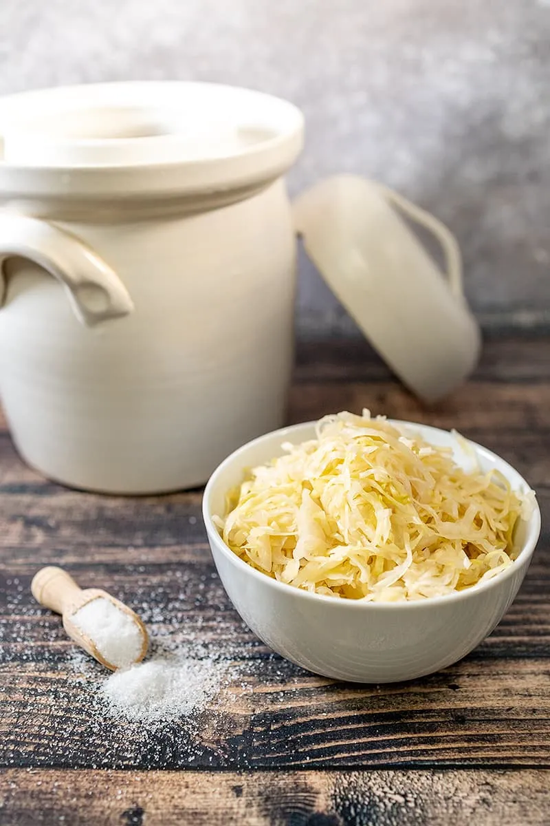 Zelf zuurkool maken (gefermenteerde witte kool)