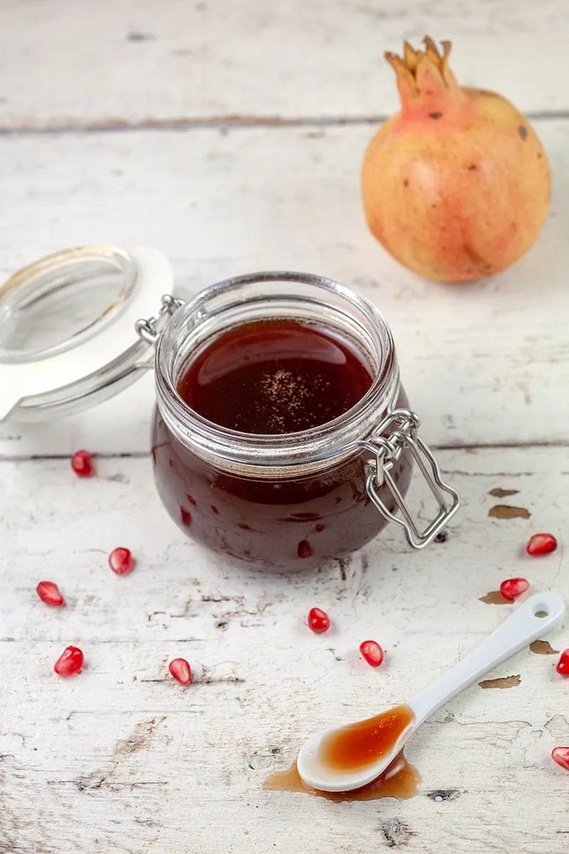 Granaatappelmelasse