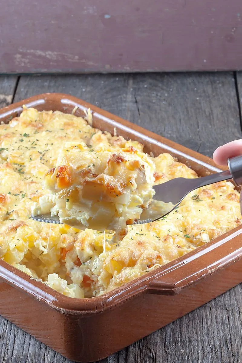 Ovenschotel met knolselderij en rozemarijn