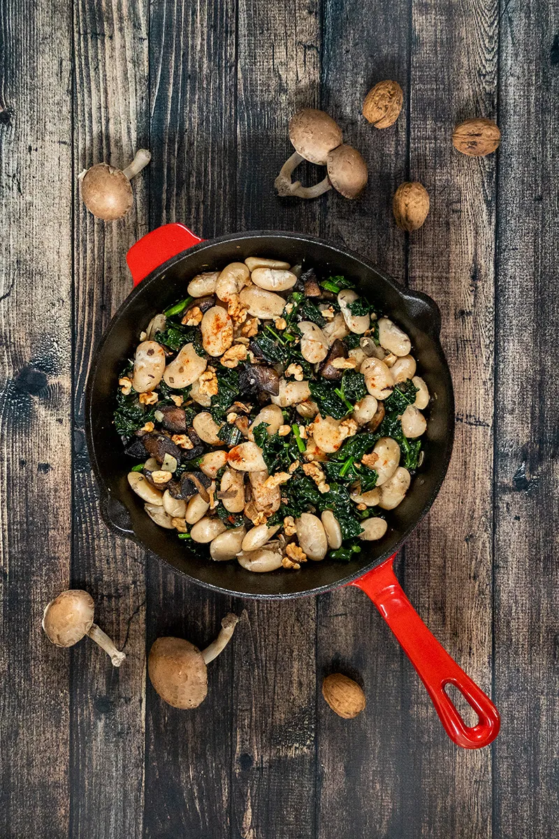 Limabonen met palmkool en champignons