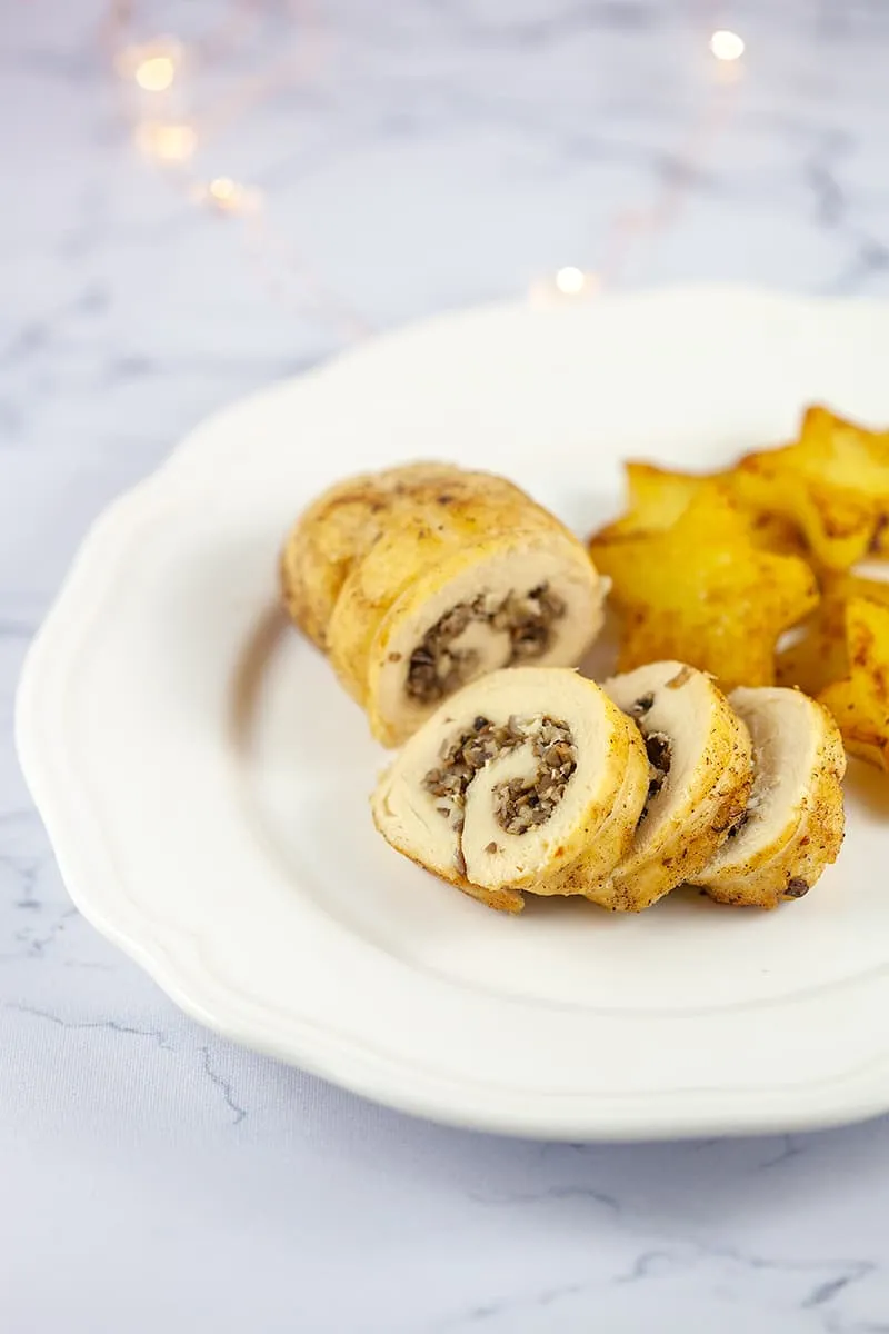 Kiprollade met champignons