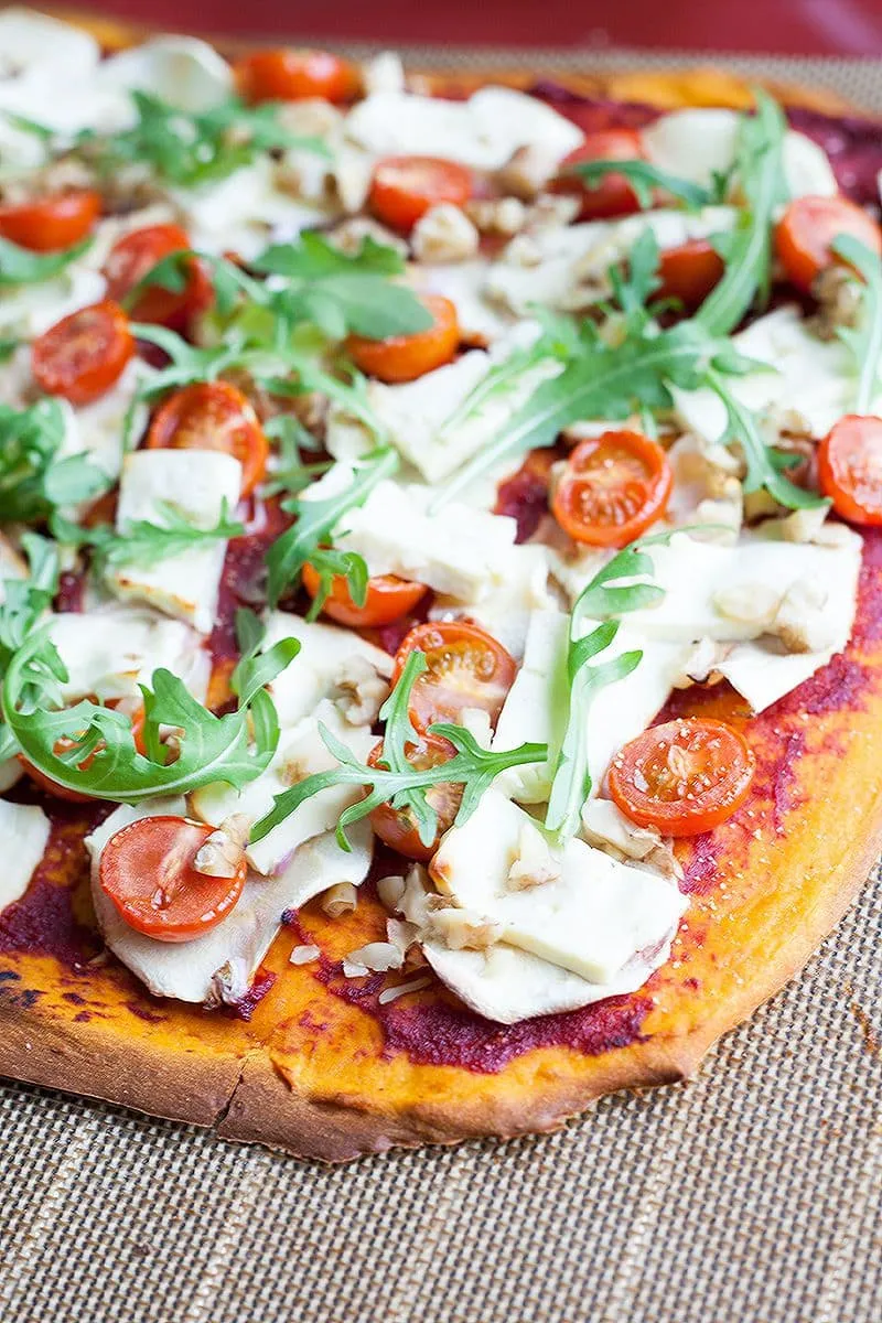 Zoete aardappelpizza