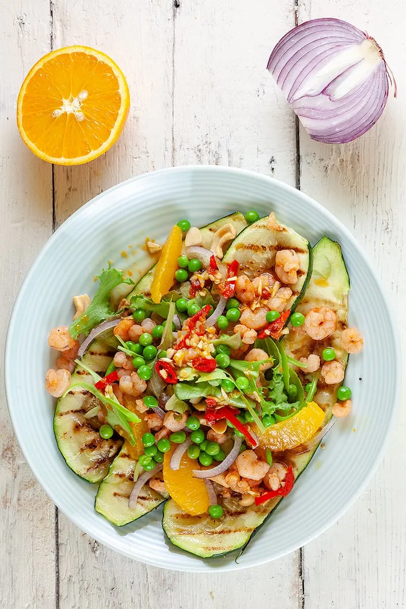 Salade met courgette en garnaaltjes