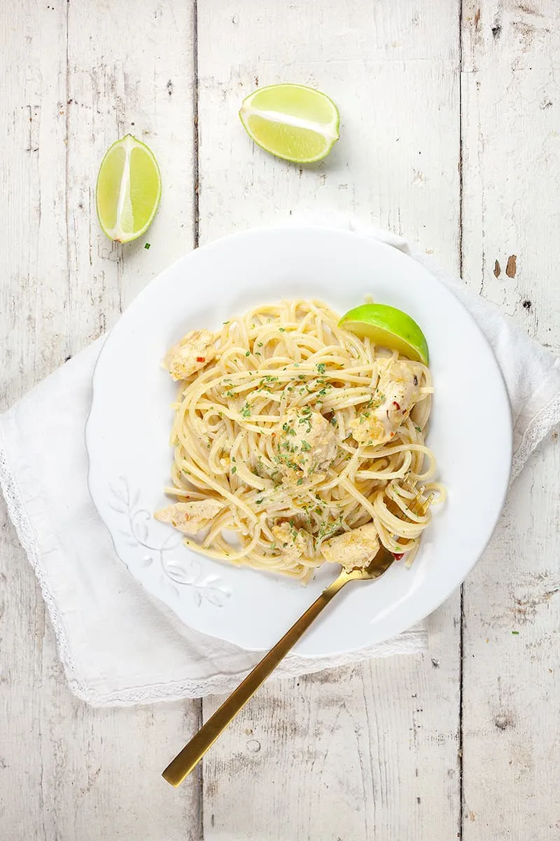 Spaghetti met kokos en limoen