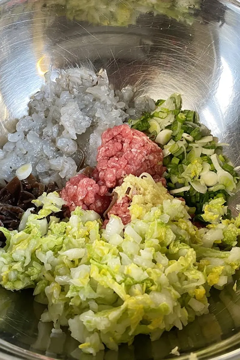 Dumplings met garnalen voorbereiding