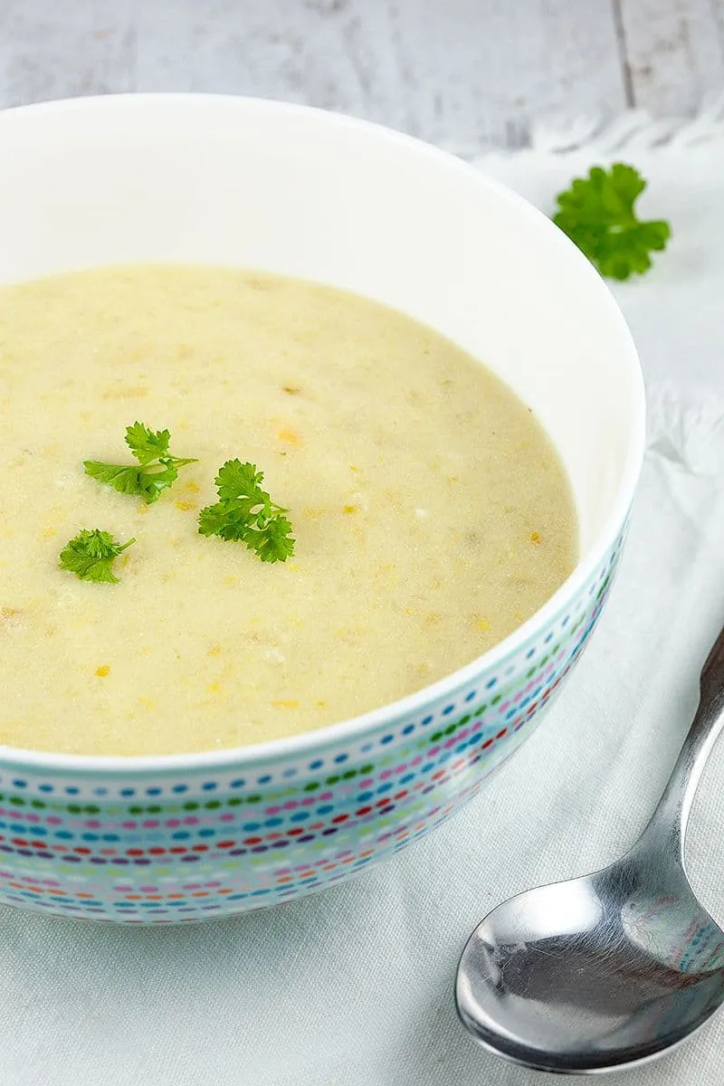 Selderij en aardappel soep