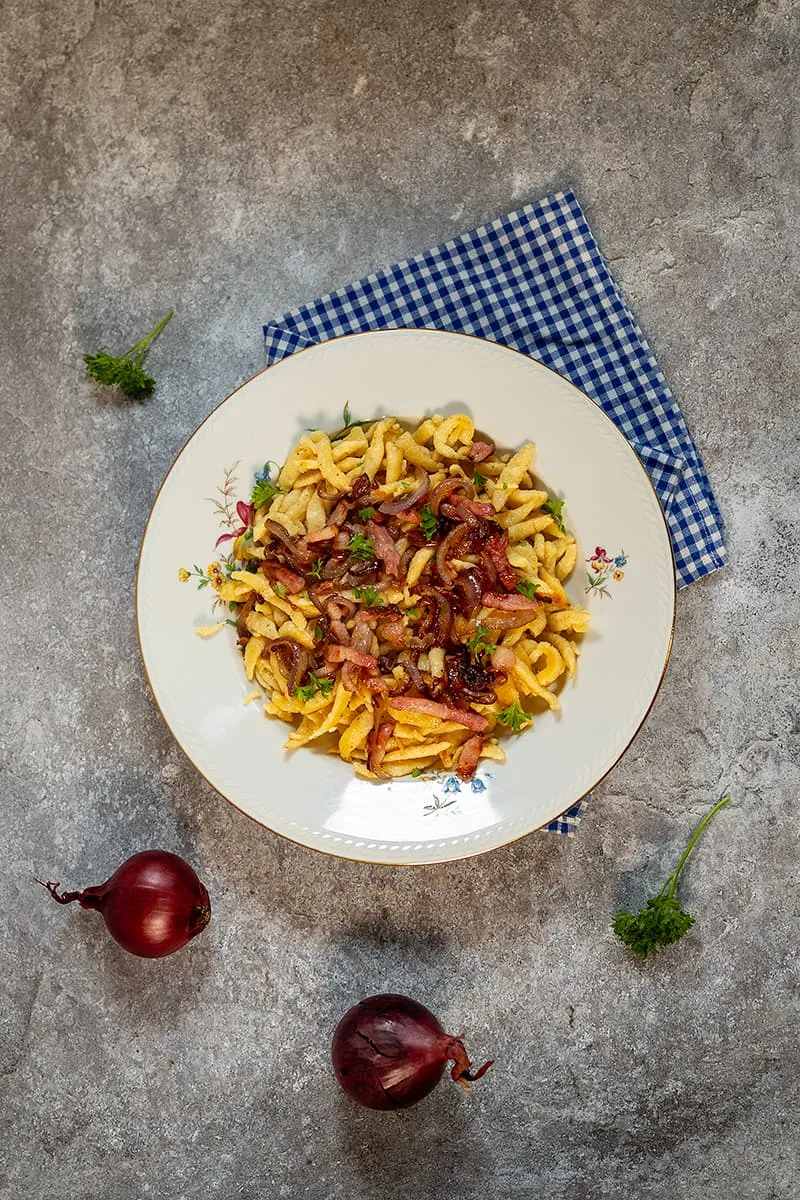 Spätzle met spek en ui