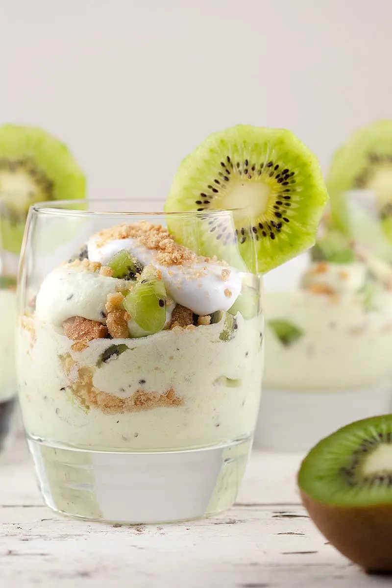 Romig kiwi toetje