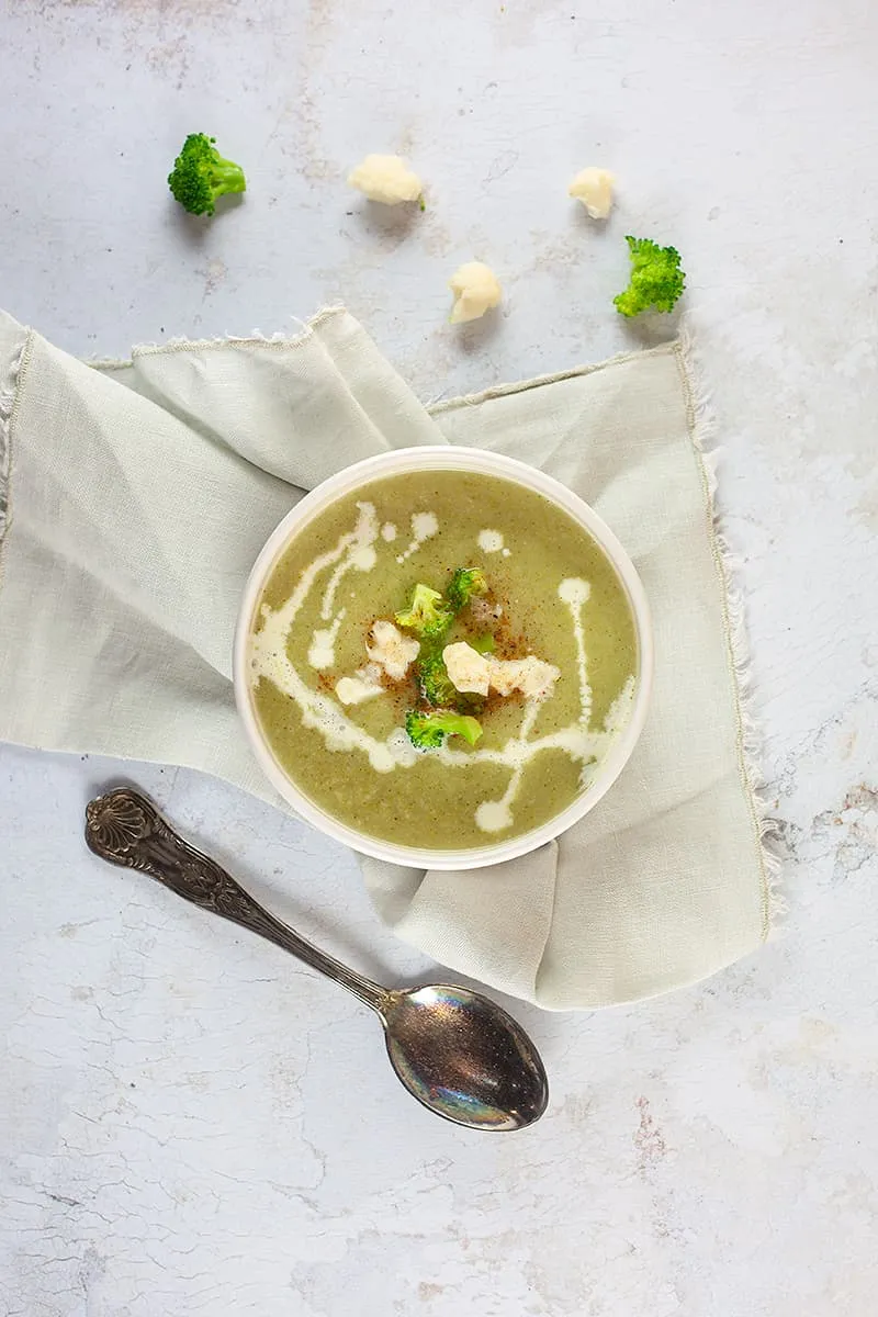 Bloemkool broccoli soep